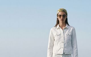 Vision vs. Kive: Which AI Photo Editor Is Right for eCommerce?